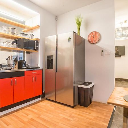 Appartamento Apartma N'Poznam Lubiana Esterno foto